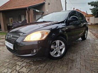 Kia Ceed 1.4 CVVT 105K M5 (benzín) kup. v SR