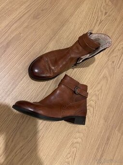 kozene topánky Clarka kozene členkove čižmy 40 39 25.5cm