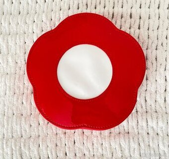 ŠPERKOVNICA V TVARE KVETU