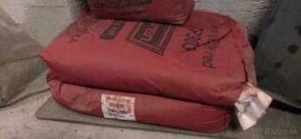 Červenú praskovu farbu do betonu cementu TP303