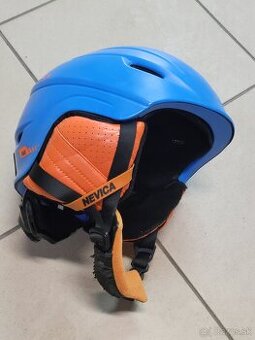 Predam detskú lyžiarsku prilbu Nevica S