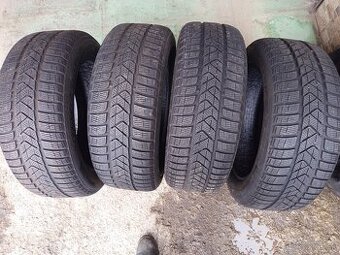 Pirelli sottozero 3 215/55R17