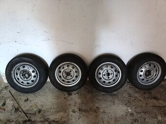 Sada zimných pneumatík 4 + 1 rezerva