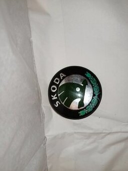predny znak skoda 7,5cm 20€