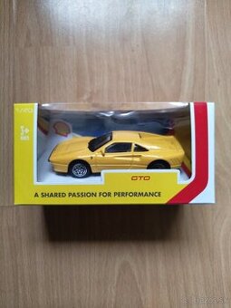 Ferrari gto 1/43 burago shell