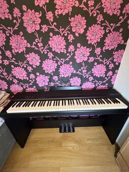 Predám digitálne stage piano Medeli SP201