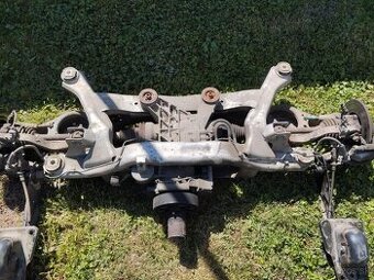 zadna naprava, tlmič, strmen, octavia II