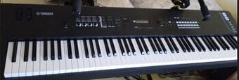 YAMAHA MX 88