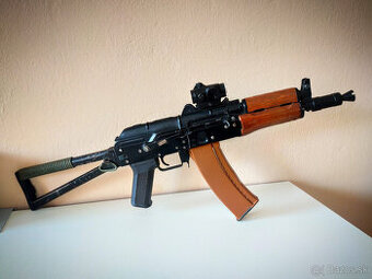 CYMA AKS-74U celokov, drevo, mosfet 1,55 J