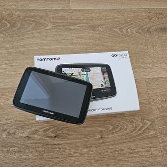 TomTom GO 5200 GPS Navigácia s WiFi