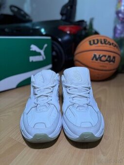 Biele tenisky Nike M2K Tekno