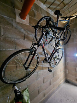 Cross bike Specialized a CTM Tranz