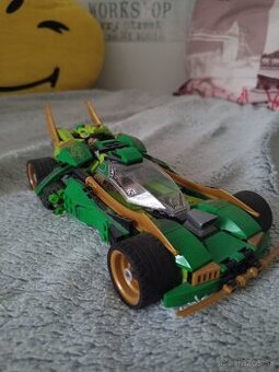 Lego Ninjago auto zelene