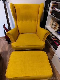 Ušiak a taburetka IKEA