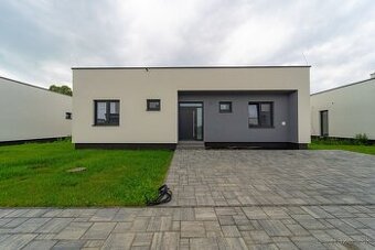 4 izbový bungalov v Sokoľanoch, Rezidencia pri kaštieli