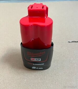 Milwaukee batéria M12 B2 2Ah 12V Li-ion - 1