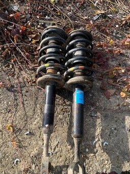 Predné tlmiče passat b5 b5.5 skoda superb 1