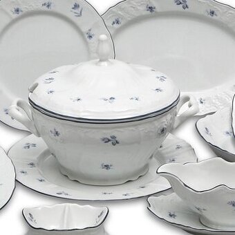 Úplne nová OBED súprava 26 diel. BERNADOTTE IVORY MODRÝ KVET