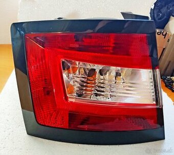 ŠKODA Fabia 3  – zadné svetlo ĽAVE - 6V6945095