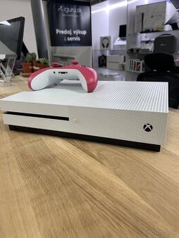 Xbox One S - 1