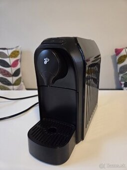 kapsulový kávovar Tchibo Cafissimo