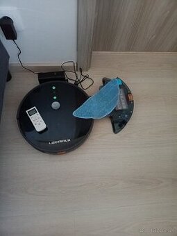 Robotický vysávač