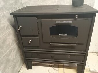 Šporák na tuhé palivo