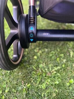 Elektricky kocik Priam Cybex