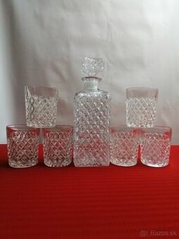 KARAFA S  so 6 POHÁRIKMI