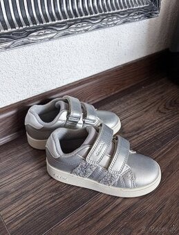 Dievčenské tenisky Geox strieborné