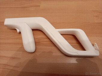 Nintendo Wii - Pištol / Zbraň / Light gun-malá prasklinka