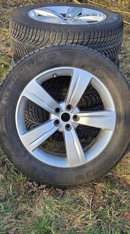 Alu Land Rover Velar 5x108 r19 s pneu 80% vhodných