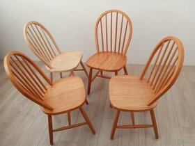 drevené stoličky