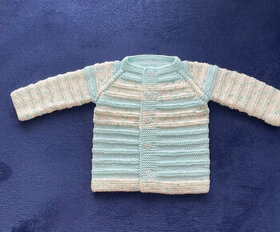 Pletené detské svetríky 0-1 rok