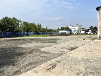 Na prenájom plocha 1600m2 - Voľná ihned
