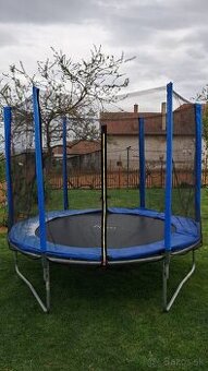 Trampolina