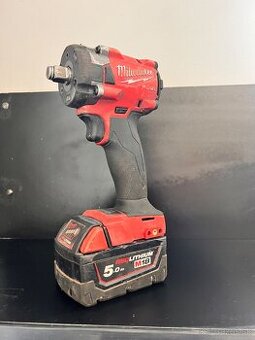 Milwaukee Rázovy Uťahovak M18