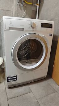 Predám plne funkčnú sušičku Electrolux na 8kg prádla