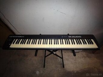 MIDI kontrolér M-Audio Keystation 88