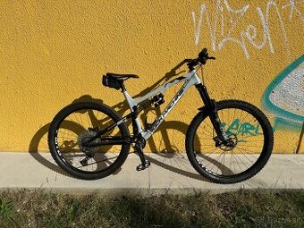 Bicykel rock machine blizzard