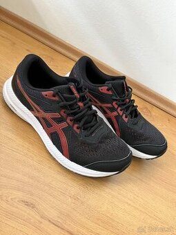 ASICS GEL CONTEND 8, pánske bežecké, EUR 46,5, CM 29,5.