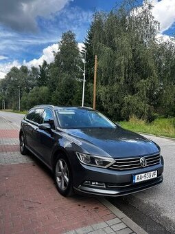 VOLKSWAGEN PASSAT 2,0 TDI combi virtual cocpit
