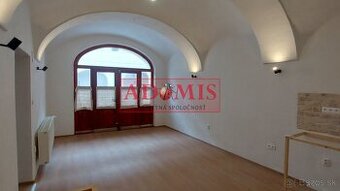 ADOMIS - Priestory na prízemí, 81m2, Hlavná ulica, VITÉZOV D