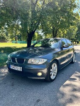 BMW 120i hatchback