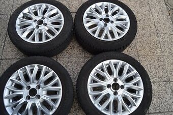 Hliníkové disky R15 a zimné gumy 185/55 R15 na Fiat 500
