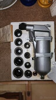 Strojárske a kovoobrábacie stroje