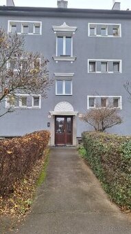 Predám 3 izbový byt - 1