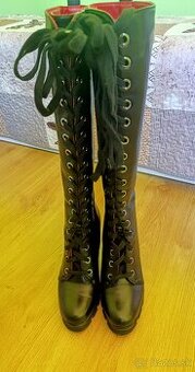 Predám nové dámske kožené čižmy