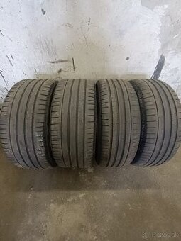 225/40R19 93Y a 255/35R19 96Y Pirelli dvojrozmer letná