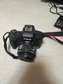 Canon EOS M50 mark 2 + 14+45mm